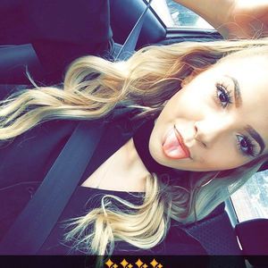 Meet your Posher, Amber